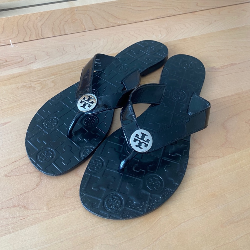 **SOLD** Tory Burch Sandals